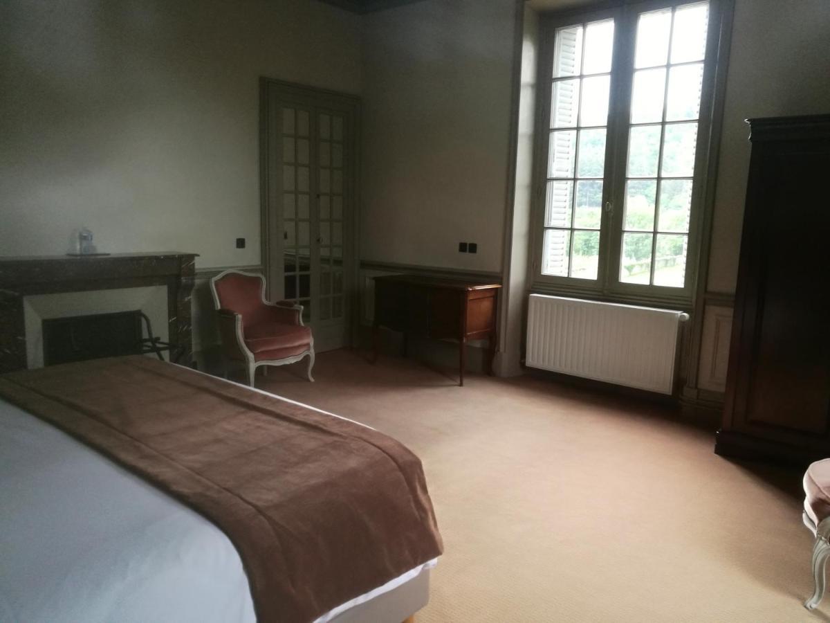 Chateau Sallandrouze Bed and Breakfast Aubusson  Exteriör bild